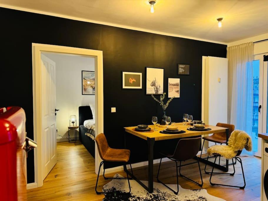 Klassen Stay - Designer Apartment Fuer 6 - Zentral - 2X Kingsize Essen Buitenkant foto