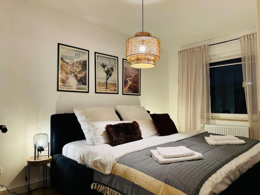 Klassen Stay - Designer Apartment Fuer 6 - Zentral - 2X Kingsize Essen Buitenkant foto